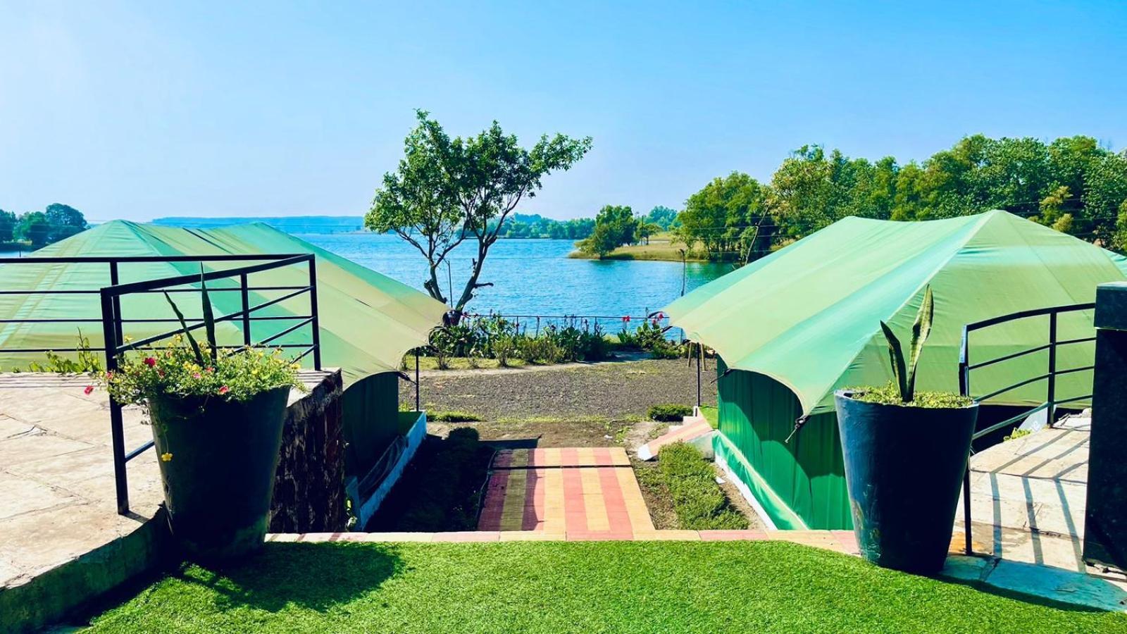 Amigos Lake Resort-Igatpuri, Maharashtra מראה חיצוני תמונה